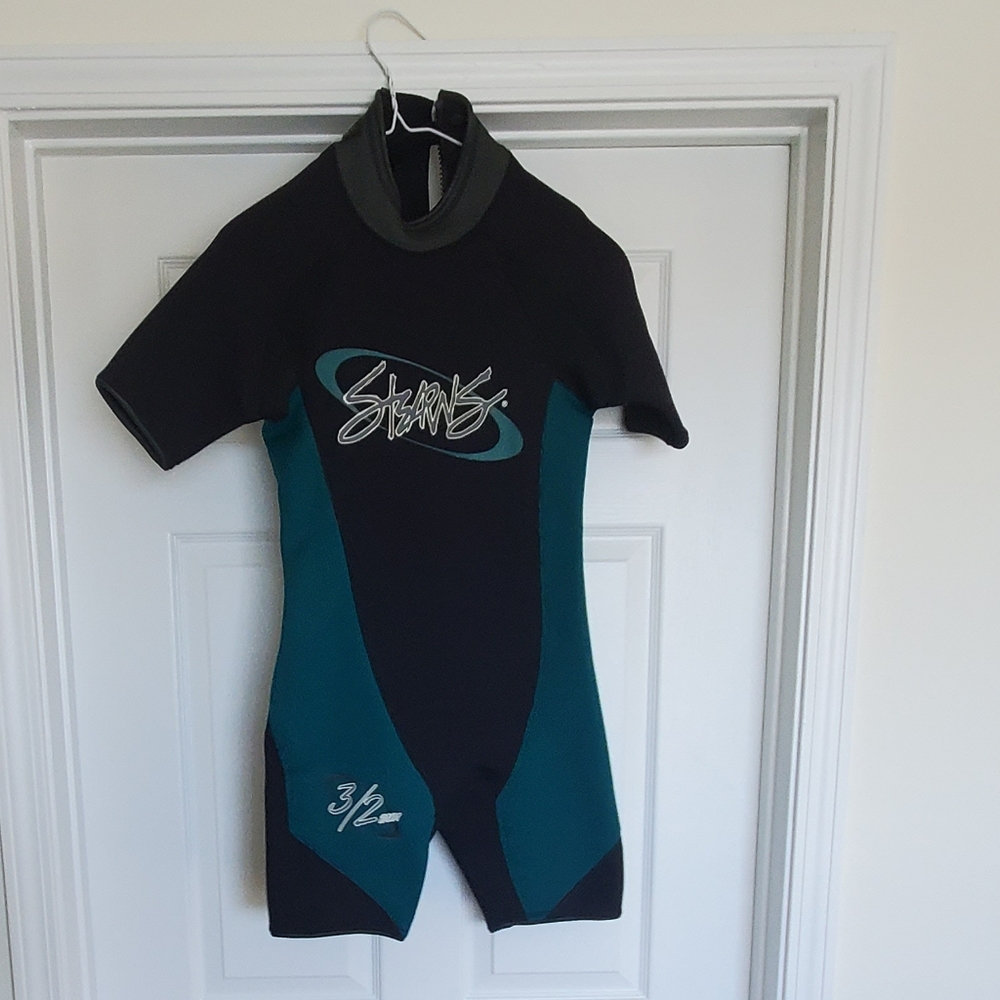 Stearns 3/2 mm wet suit